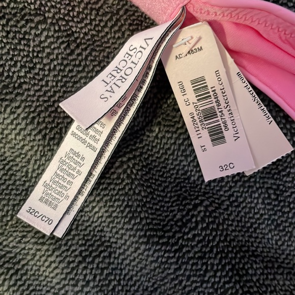 NWT Victoria’s Secret T-Shirt Lightly Lined Wireless Bra - Picture 6 of 6